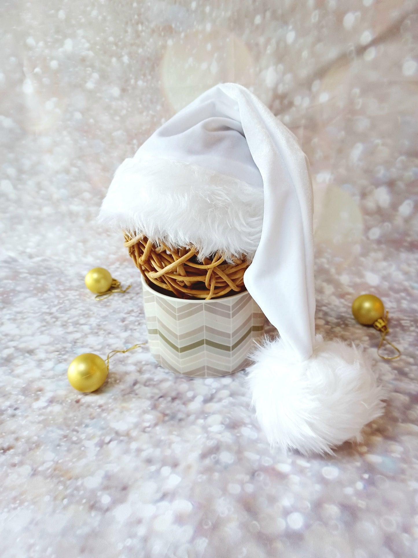Baby White Santa hat,Baby Santa Hat photo prop ,Santa Hat photo-prop,White velvet sleepy santa hat,Christmas santa hat,velvet baby hat prop