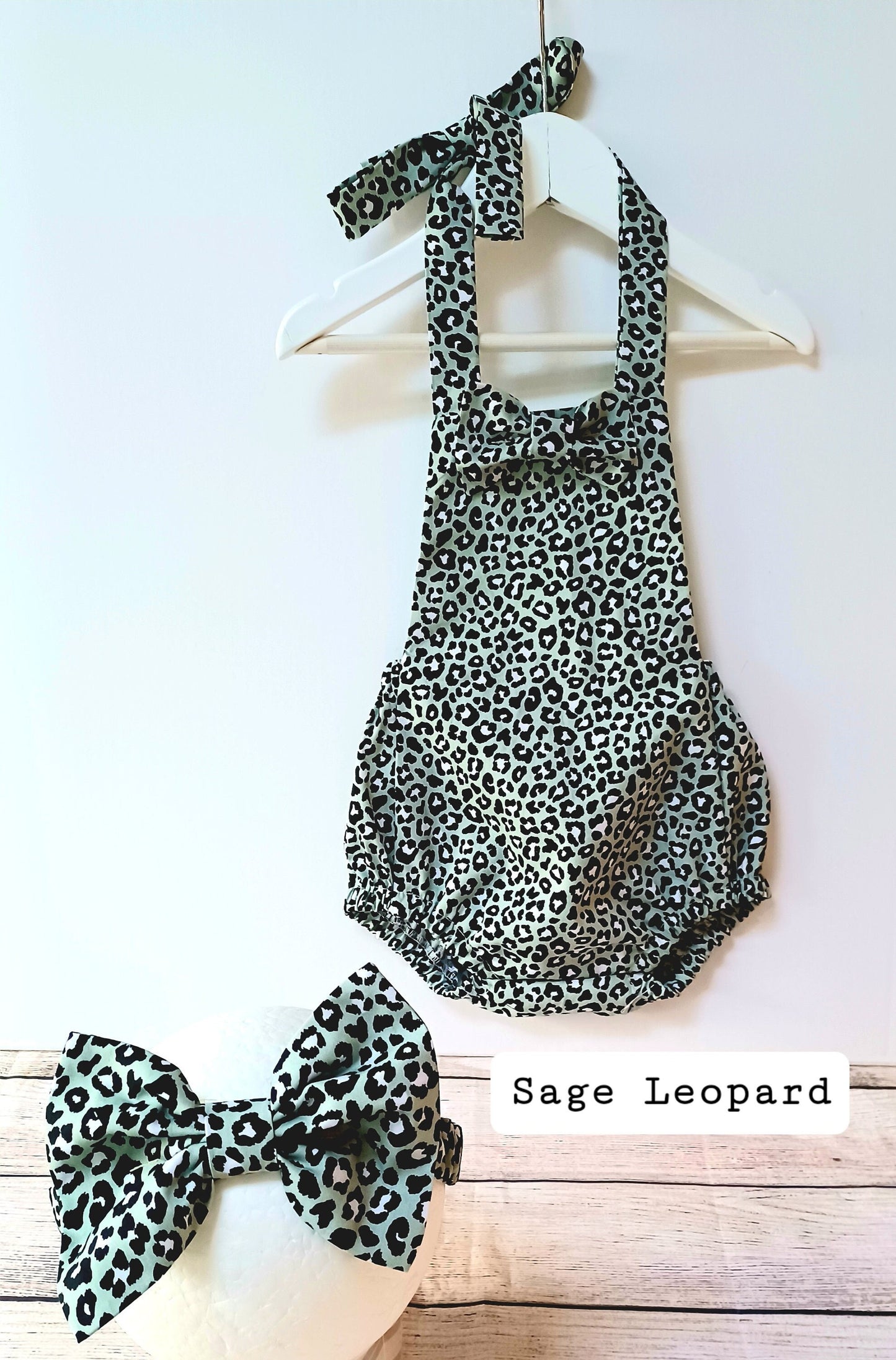 Baby Romper Set Cakesmash Outfit Baby's 1st Birthday Outfit Photography Set Cotton Romper and Bow Headband Green Leopard Babywear Photoprop