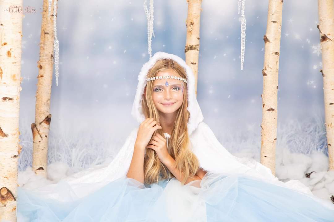 Christmas White Velvet Hooded Cloak